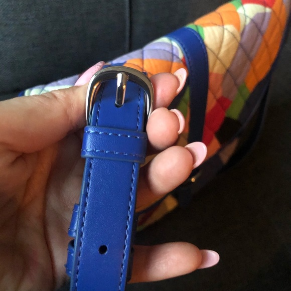 Authentic Vera Bradley crossbody - Picture 6 of 8